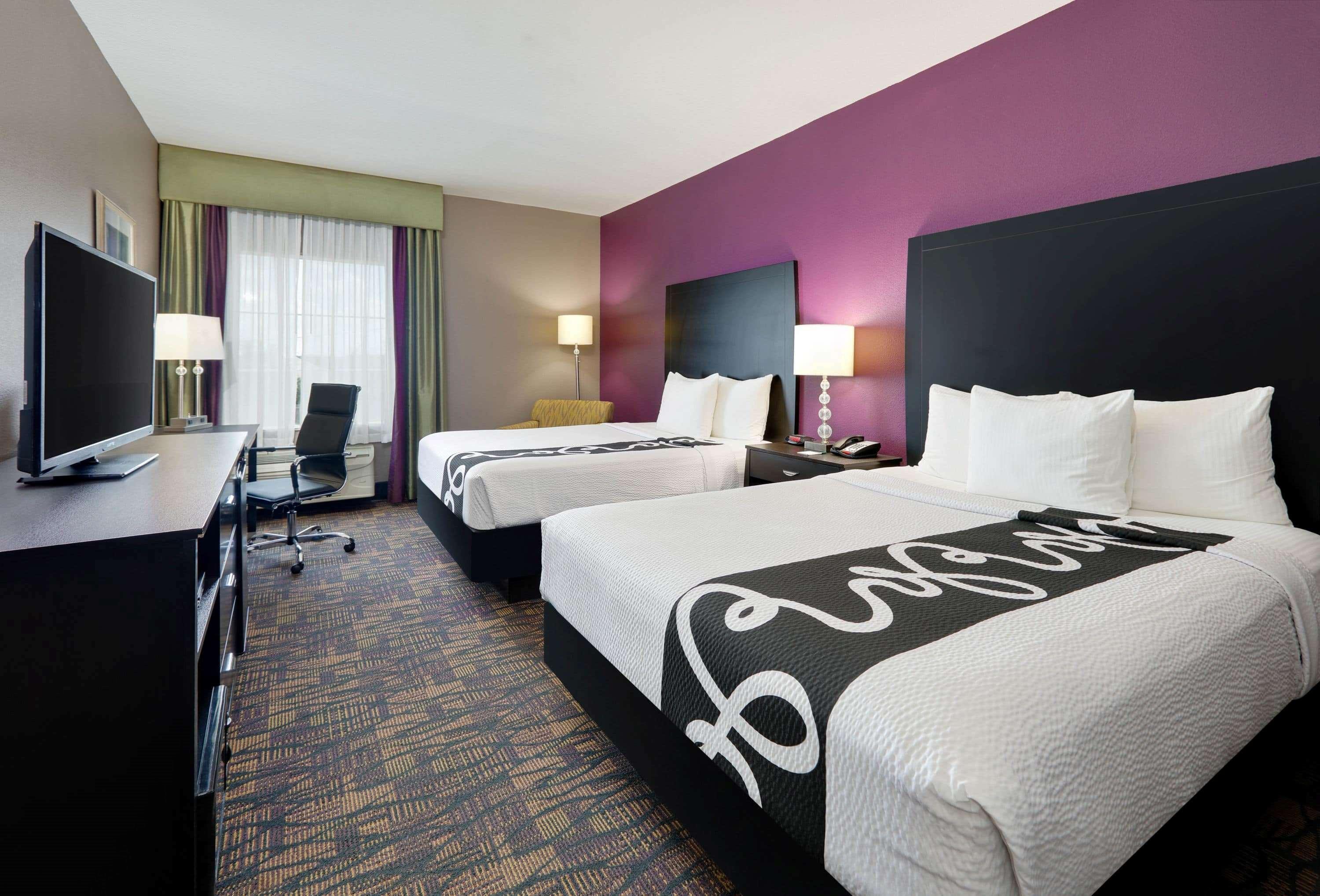 Отель La Quinta By Wyndham Jourdanton - Pleasanton Экстерьер фото